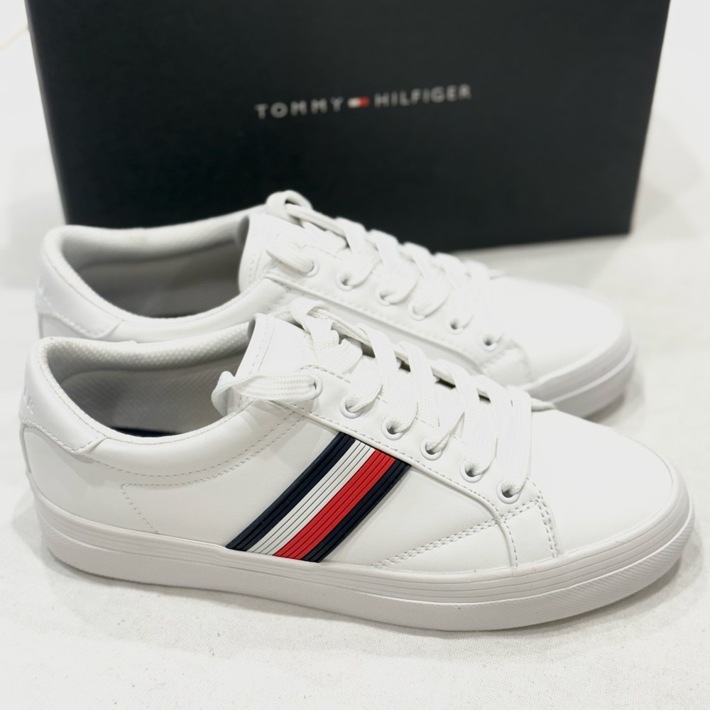 TOMMY HILFIGER FRIZA WOMEN'S SNEAKERS  COLOR WHITE MULTI